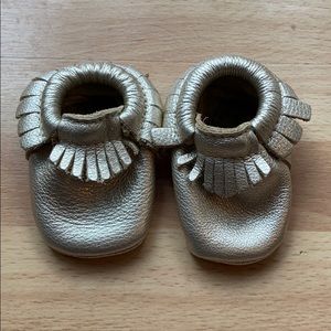 Platinum Freshly Picked moccasins size 1